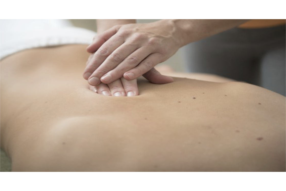 https://www.praktijkbussum.nl/image/cache/catalog/blog/herstel%20massage-1120x750.jpg